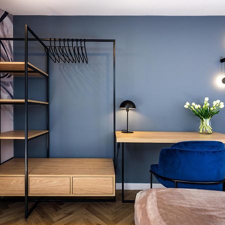 Tyzenhauz Apartments Siemiradzkiego Street Cracovie Extérieur photo