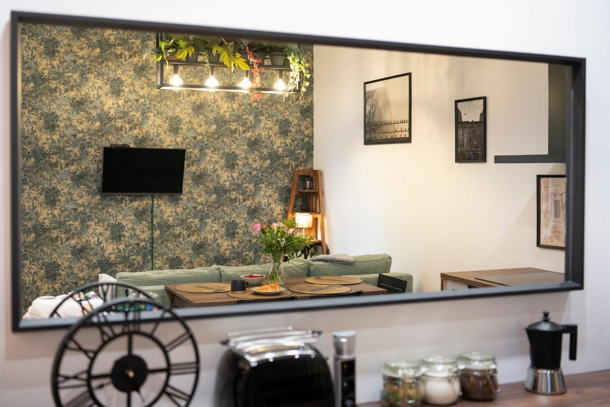 Tyzenhauz Apartments Siemiradzkiego Street Cracovie Extérieur photo