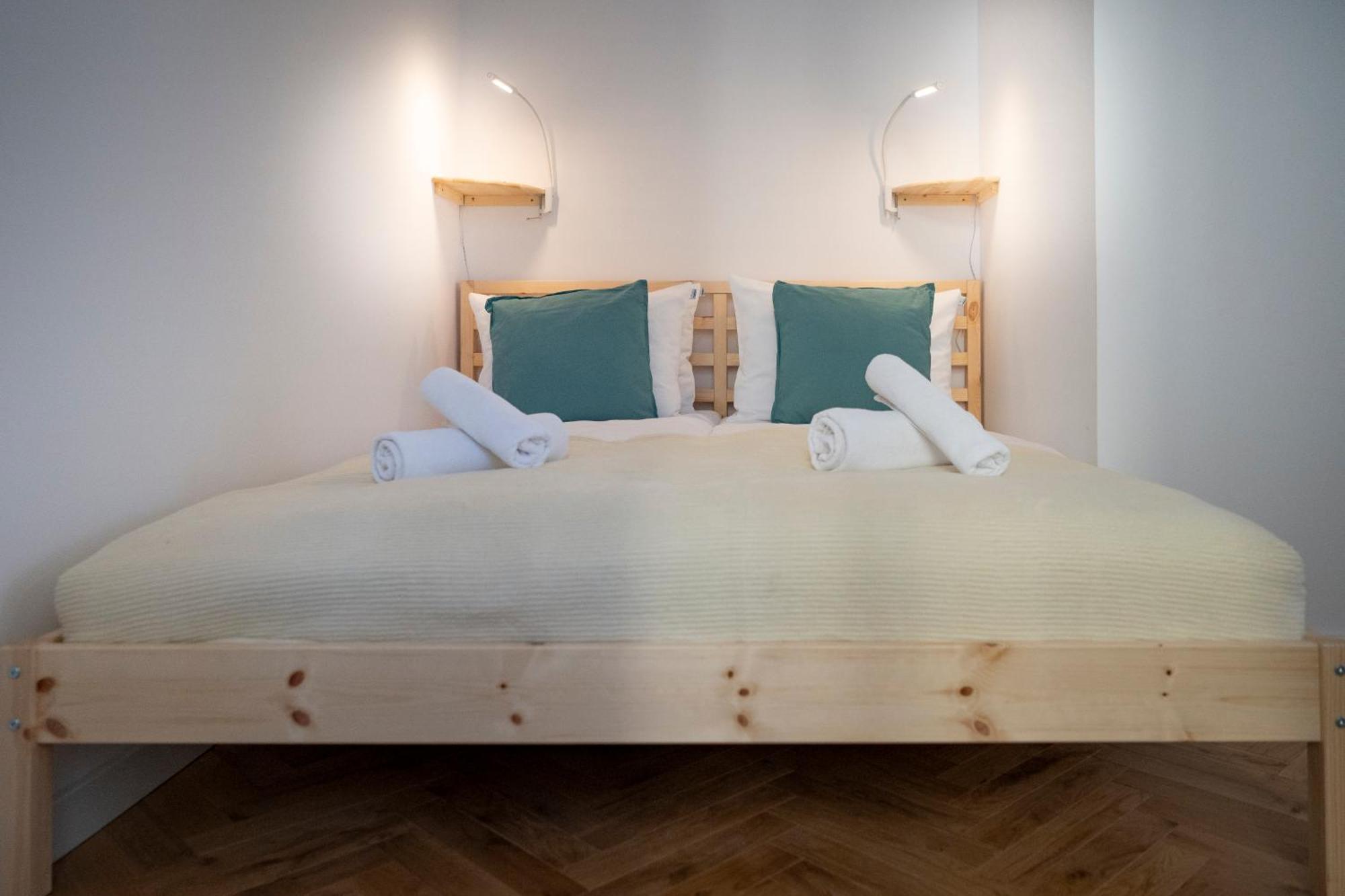 Tyzenhauz Apartments Siemiradzkiego Street Cracovie Extérieur photo